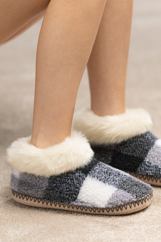 Cozy Slippers - Offbeat Boutique